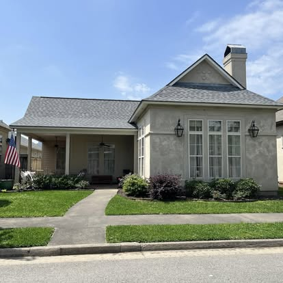 Same Lafayette stucco home after professional soft wash by Precision Wash Co. Same Lafayette stucco home after professional soft wash by Precision Wash Co.